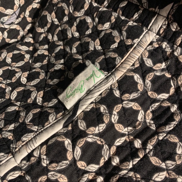 Vera Bradley black and white floral tote bag - Picture 9 of 9